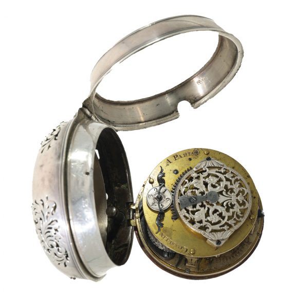 French silver pocket watch with repeater Circa 1720 French silver pocket watch with repeater Circa 1720