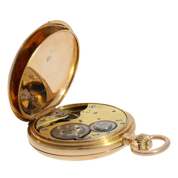 The early precision movement with 3/4 plate is a hallmark of this pocket watch's superior design The early precision movement with 3/4 plate is a hallmark of this pocket watch's superior design