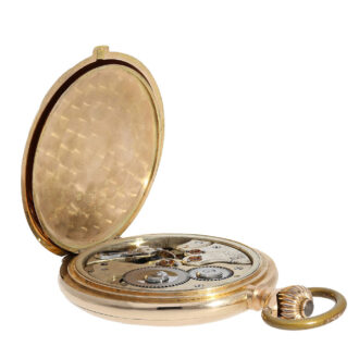 The movement quality of this pocket watch is exceptional, boasting Geneva Striping decoration, a nickel plated export version lever escapement, screwed gold chatons, and a fine adjustment
