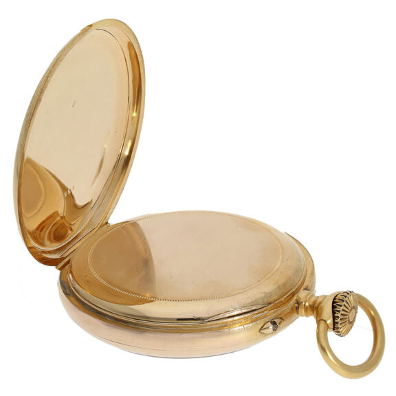Dust cover with engraved ring Dust cover with engraved ring