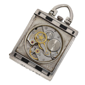 The movement has a lever escapement and 17 jewels