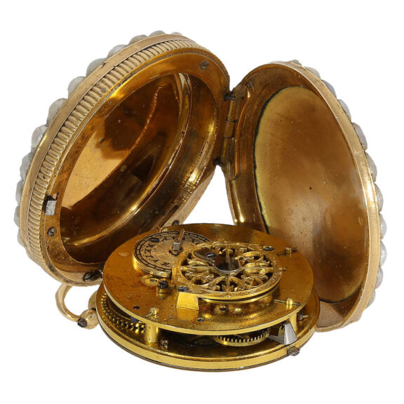 The clock's movement is based on a verge escapement, which was the most common type of escapement used in clocks until the mid 18th century The clock's movement is based on a verge escapement, which was the most common type of escapement used in clocks until the mid 18th century