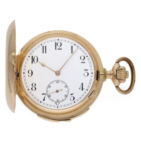 Swiss 14 carat gold à goutte watch with minute repeater Circa 1900