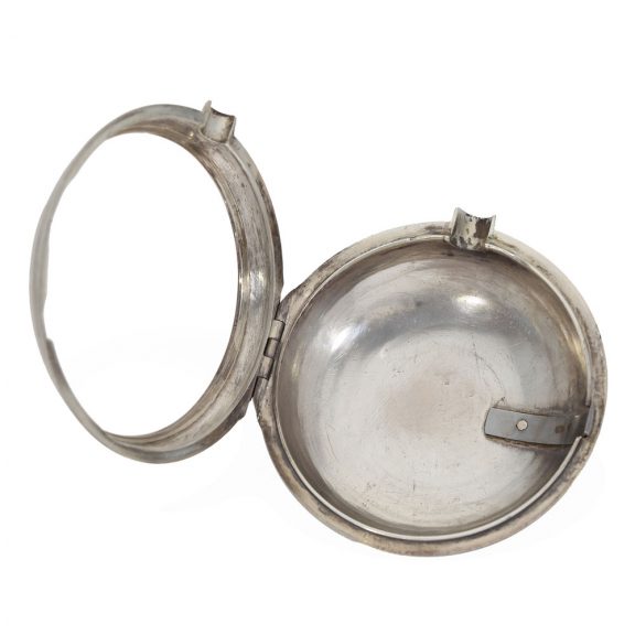 English silver chronometer with experimental escapement Circa 1780 English silver chronometer with experimental escapement Circa 1780