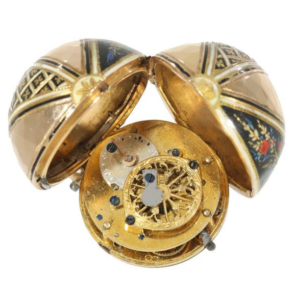 Swiss gold and enamel form watch ‘Melon’ Circa 1800 Swiss gold and enamel form watch ‘Melon’ Circa 1800