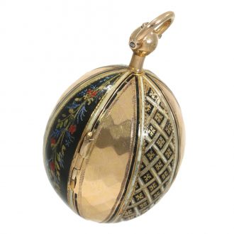 Swiss gold and enamel form watch ‘Melon’ Circa 1800