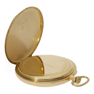 Swiss rare 18 carat gold dress watch with center seconds Circa 1942