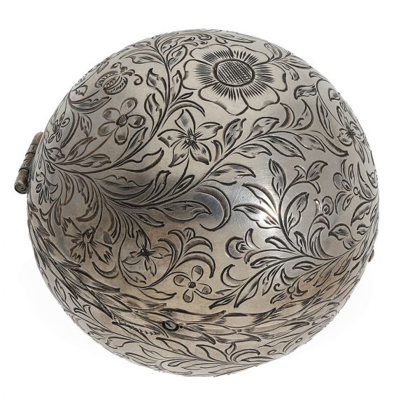 German silver globe watch with gimbal suspension Circa 1700 German silver globe watch with gimbal suspension Circa 1700