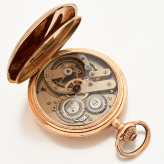 Swiss gold hunting cased keyless pocket watch Circa 1910