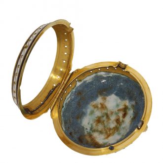 English 18 carat gold and enamel verge watch with strike on bell Circa 1800