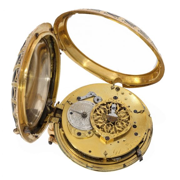 Large 18 carat gold and enamel form watch with repeater Circa 1810 Large 18 carat gold and enamel form watch with repeater Circa 1810