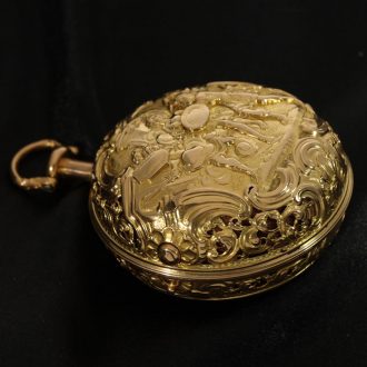 English gold and enamel repoussé repeater pocket watch Circa 1740