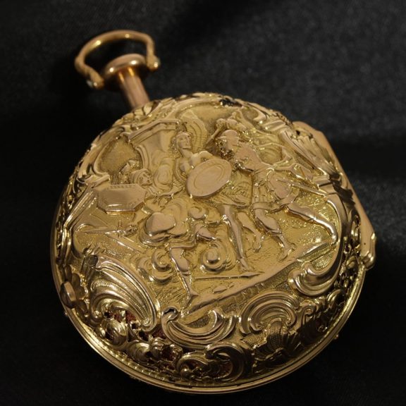 English gold and enamel repoussé repeater pocket watch Circa 1740 English gold and enamel repoussé repeater pocket watch Circa 1740