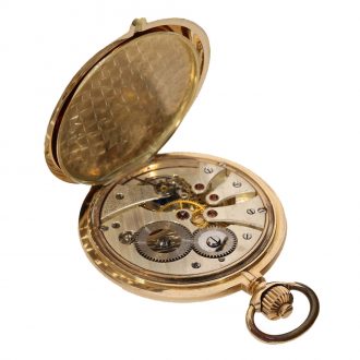 Swiss 14 carat gold elegant full hunter cased watch Circa 1920