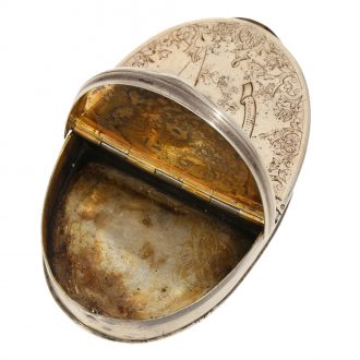 German silver snuff box with concealed verge watch Circa 1720