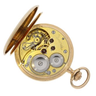 This particular movement boasts several impressive features, including a spring detent escapement, cylindrical hairspring, screwed gold chatons and a fine adjustment mechanism