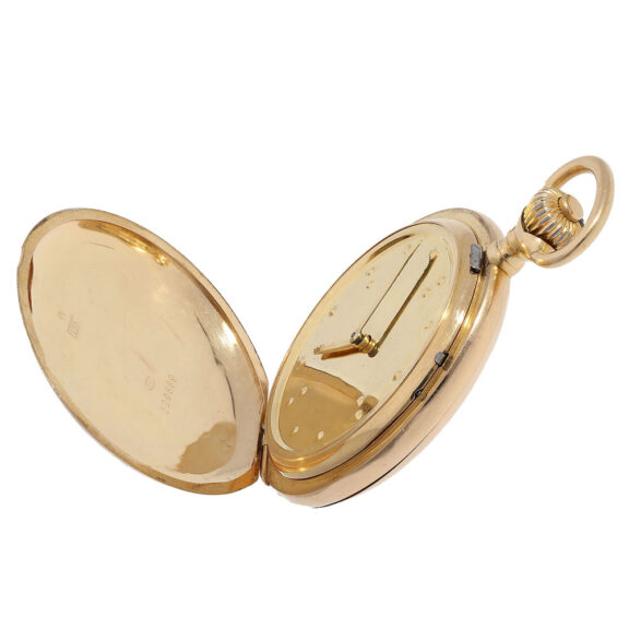 This timepiece features a "Blind's Dial" made of solid gold and adorned with gold blind's hands This timepiece features a "Blind's Dial" made of solid gold and adorned with gold blind's hands