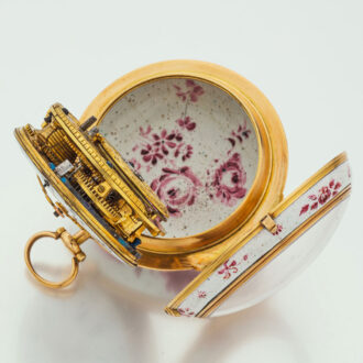 French Rococo porcelain verge in museum quality Circa 1750