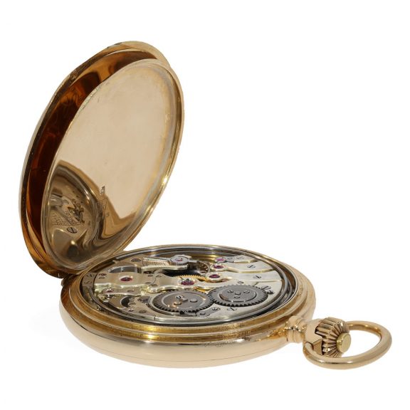 Swiss gold hunting cased watch for the Russian market Circa 1900 Swiss gold hunting cased watch for the Russian market Circa 1900
