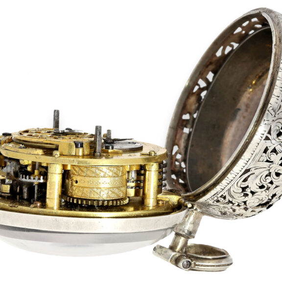 Magnificent silver Englische repoussé pocket watch Circa 1740 Magnificent silver Englische repoussé pocket watch Circa 1740