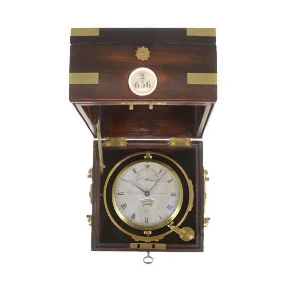 Important English chronometer in original mahogany box Circa 1860
