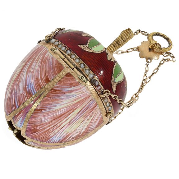 Swiss 18 carat gold and enamel watch in the shape of a tulip Circa 1810 Swiss 18 carat gold and enamel watch in the shape of a tulip Circa 1810