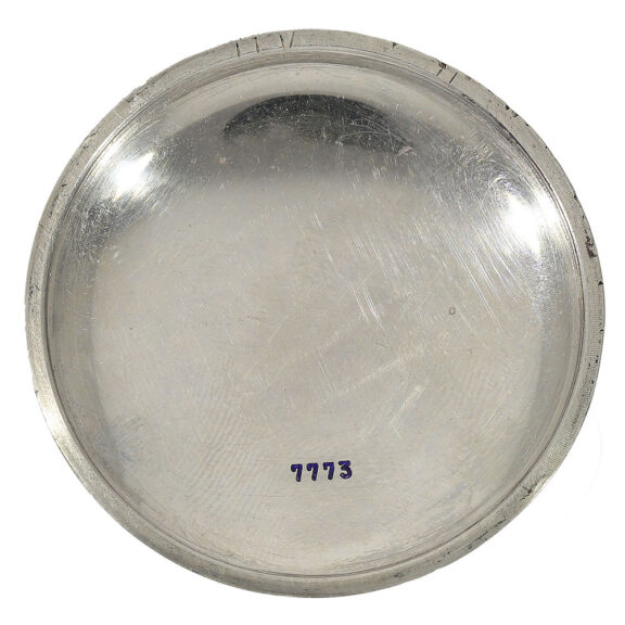 Encased in a sturdy and meticulously crafted open faced plain case, this pocket watch showcases the exquisite craftsmanship that Ulysse Nardin is renowned for Encased in a sturdy and meticulously crafted open faced plain case, this pocket watch showcases the exquisite craftsmanship that Ulysse Nardin is renowned for
