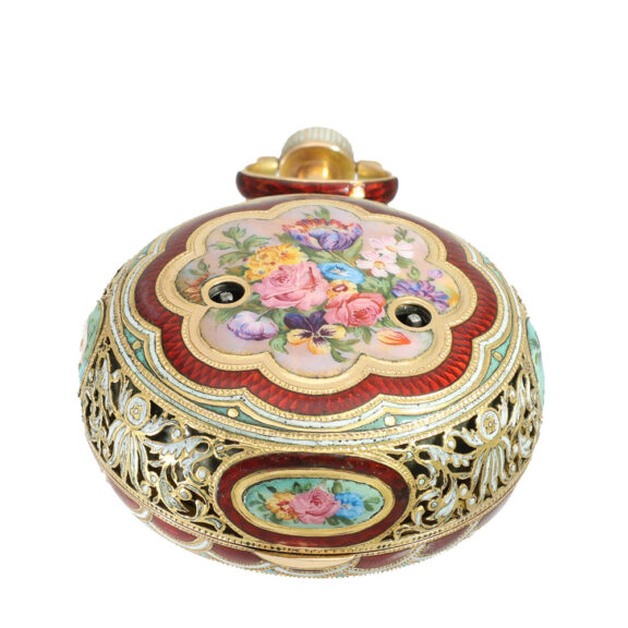 English 18 carat gold and enamel verge pocket watch Circa 1800 English 18 carat gold and enamel verge pocket watch Circa 1800