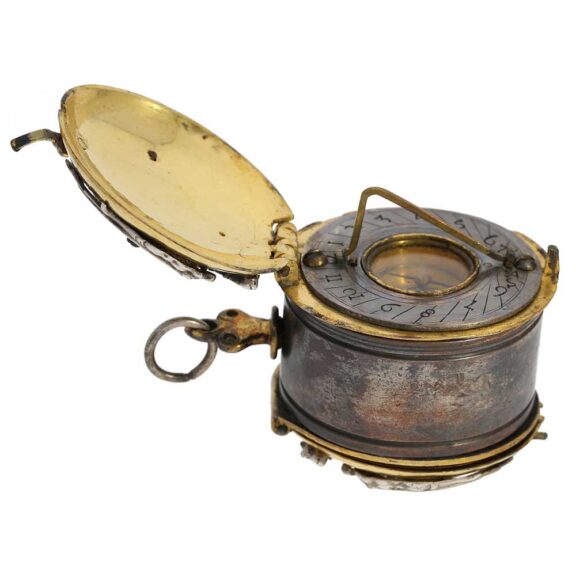 German Renaissance sundial pendant watch Circa 1580 German Renaissance sundial pendant watch Circa 1580