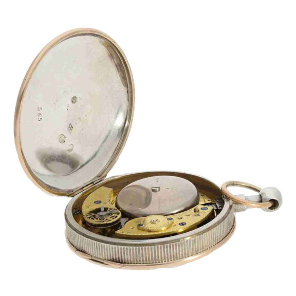 The escapement and the entire gear train are located under two crescent shaped bridges, a feature that is seldom seen in watches of this era The escapement and the entire gear train are located under two crescent shaped bridges, a feature that is seldom seen in watches of this era