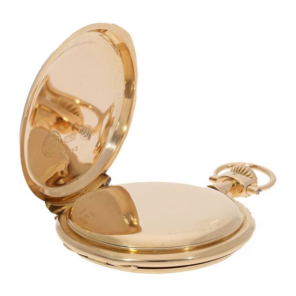German large 18K gold hunting cased Louis XV watch Circa 1912 German large 18K gold hunting cased Louis XV watch Circa 1912