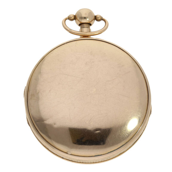The open faced plain case is made of 18 Carat red gold, adorned with French gold hallmarks and features a reeded bezel The open faced plain case is made of 18 Carat red gold, adorned with French gold hallmarks and features a reeded bezel
