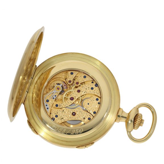 Swiss 18 carat gold heavy astronomical gold à goutte watch Circa 1980 Swiss 18 carat gold heavy astronomical gold à goutte watch Circa 1980