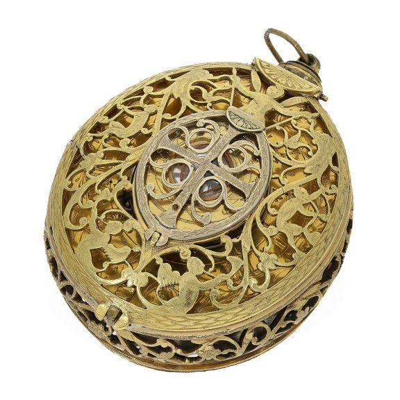 German brass fire gilt Renaissance pendant watch with sundial Circa 1580