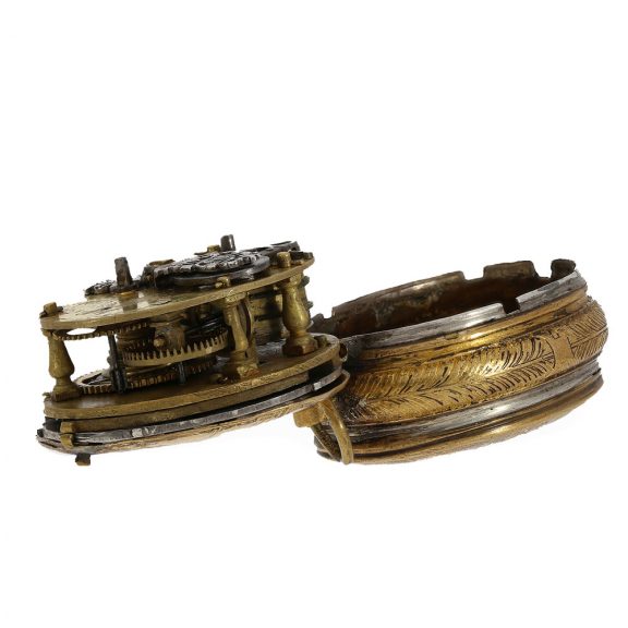French brass gilt silver oval Renaissance pendant watch Circa 1625 French brass gilt silver oval Renaissance pendant watch Circa 1625