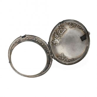 Fine English silver à tact oignon watch with à toc repeater Circa 1700