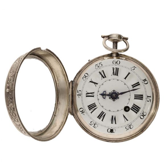 French magnificent silver repeating oignon watch Circa 1720 French magnificent silver repeating oignon watch Circa 1720