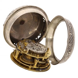 French magnificent silver repeating oignon watch Circa 1720 French magnificent silver repeating oignon watch Circa 1720