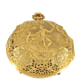English 22 carat repoussé verge pocket watch Circa 1705