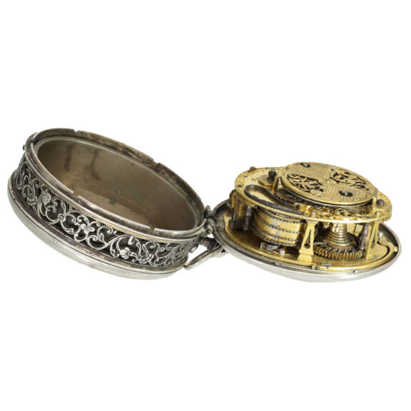 German silver early oval puritanical verge watch Circa 1625 German silver early oval puritanical verge watch Circa 1625
