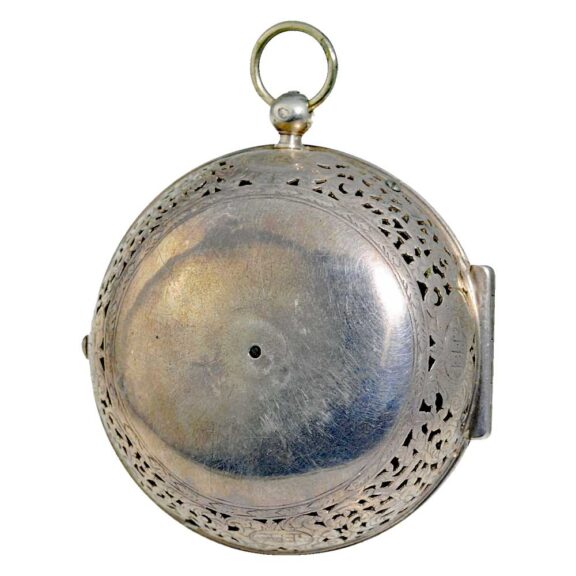 Heavy French open faced oignon pocket watch Circa 1700 Heavy French open faced oignon pocket watch Circa 1700