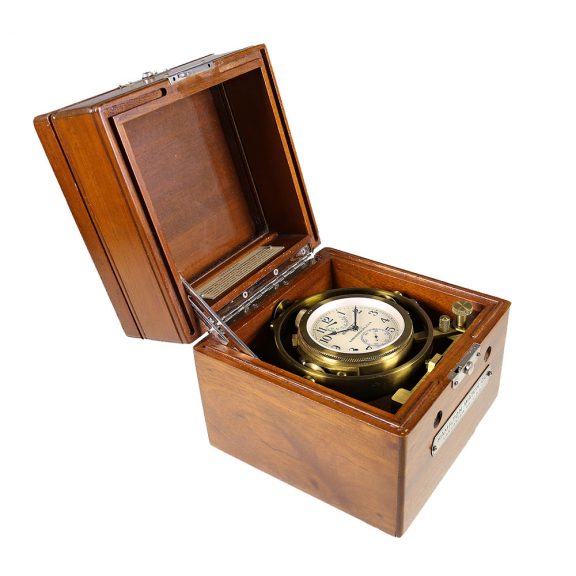 American marine chronometer from WWII with power reserve indicator Circa 1943 American marine chronometer from WWII with power reserve indicator Circa 1943