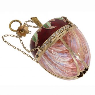 SSwiss 18 Carat gold and enamel tulip form watch Circa 1810