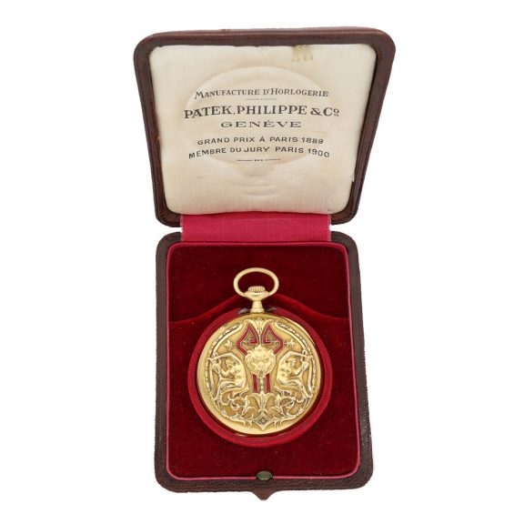 Swiss 18 carat gold and enamel high relief watch Circa 1907 Swiss 18 carat gold and enamel high relief watch Circa 1907