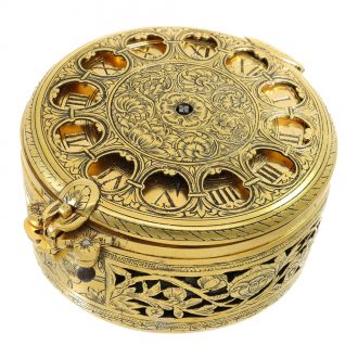 German important gilded brass coach watch with self strike Circa 1670