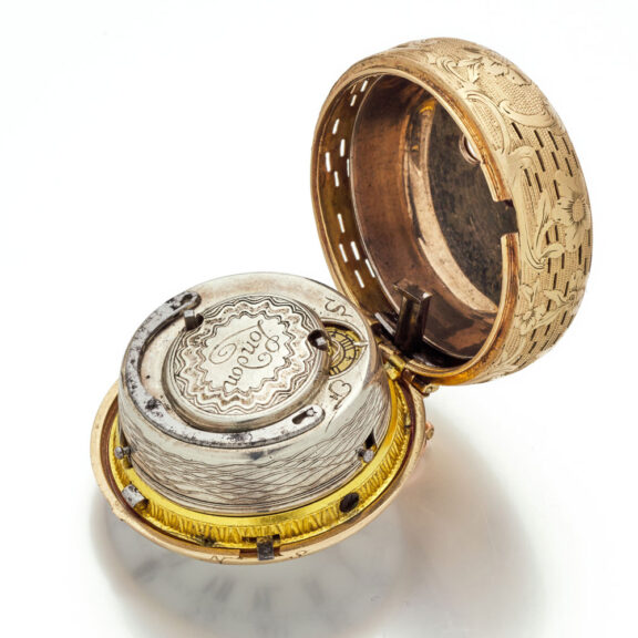 Fine English gold pair cased quarter repeating verge Circa 1750 Fine English gold pair cased quarter repeating verge Circa 1750