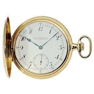 Swiss thin full hunting cased gold pocket watch Circa 1918