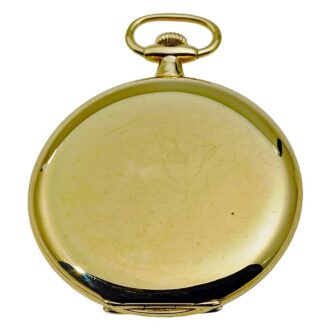 Swiss thin full hunting cased gold pocket watch Circa 1918