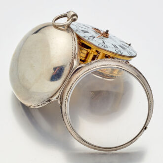 French early silver lady's keywind verge pocket watch Circa 1725