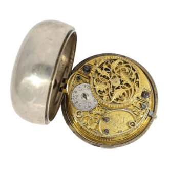 Large English Oignon with repoussé case Circa 1750